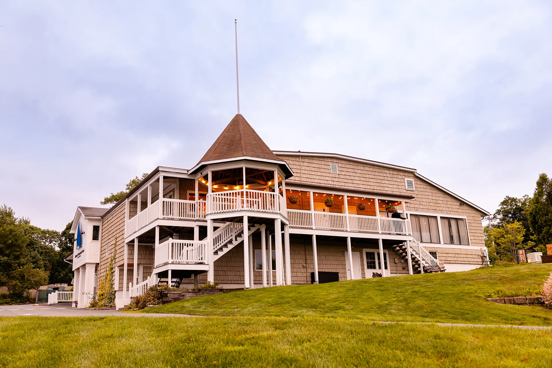 maine wedding photography meghan phil 55 The Atlantic Oceanside Hotel & Event Center in Bar Harbor, Maine.
